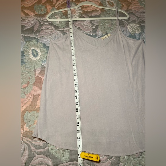 Entro Double V-Neck Tank - Picture 4 of 11